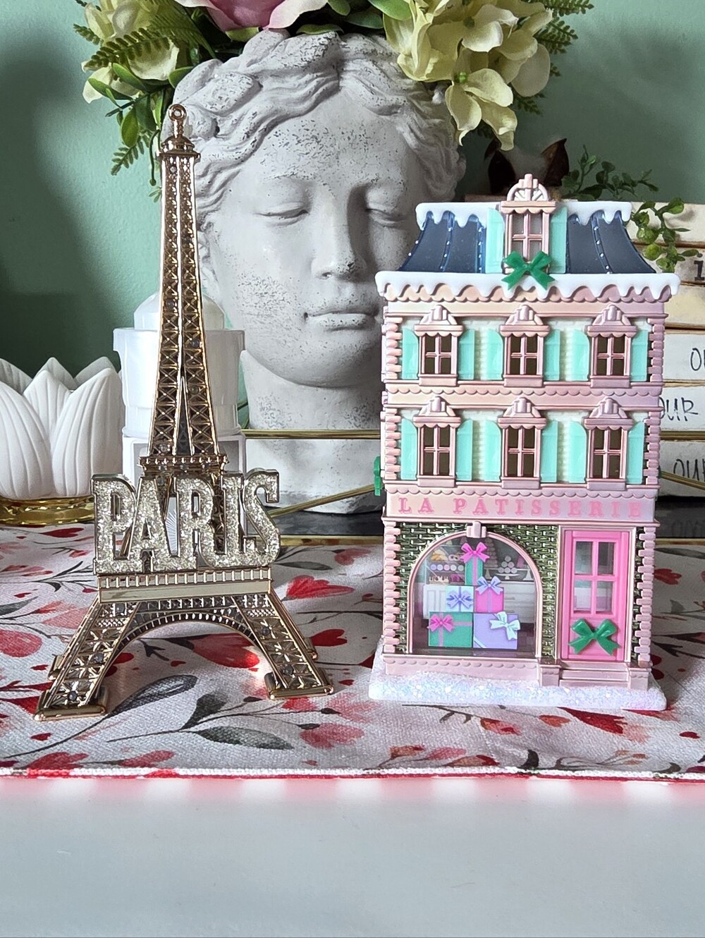 Bath Body Works Paris Eiffel Tower & Shop Wallflower Bundle